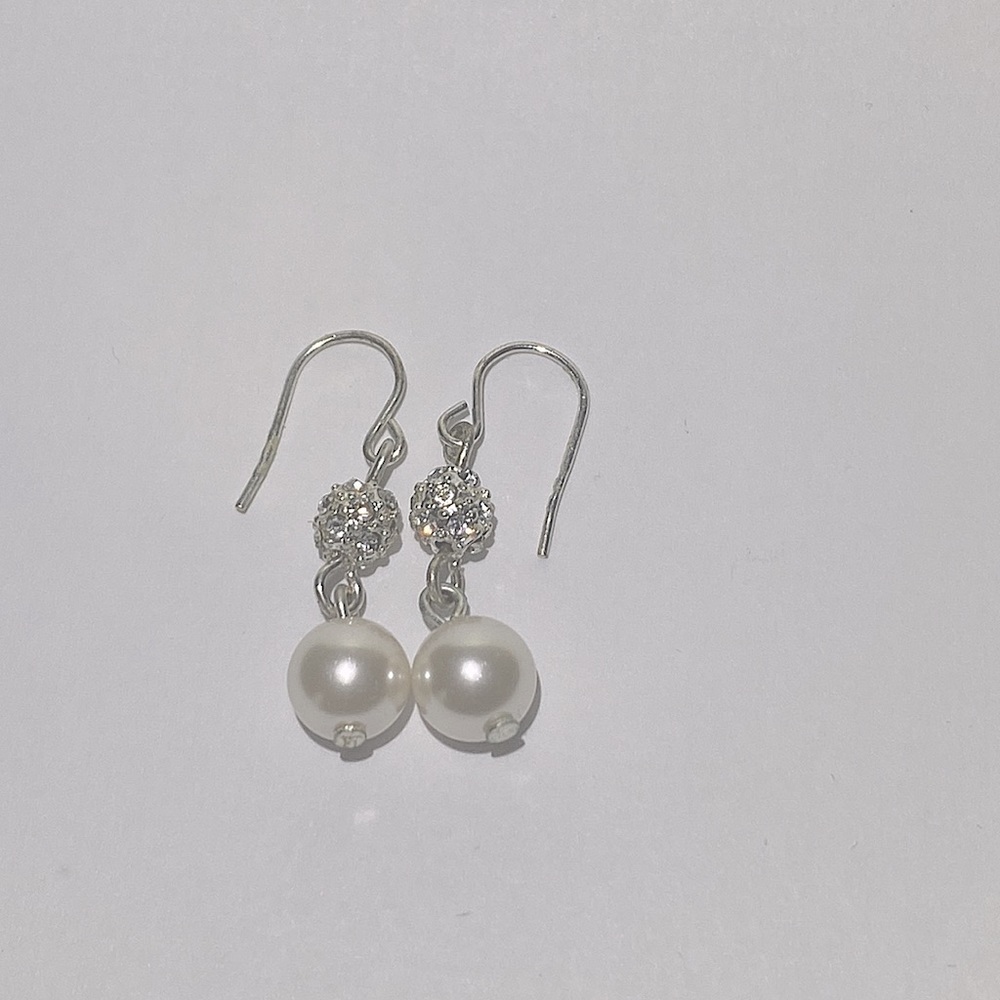 Pearl Drop Earrings